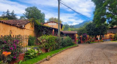 Villa Pátzcuaro Garden Hotel &#038; RV Park